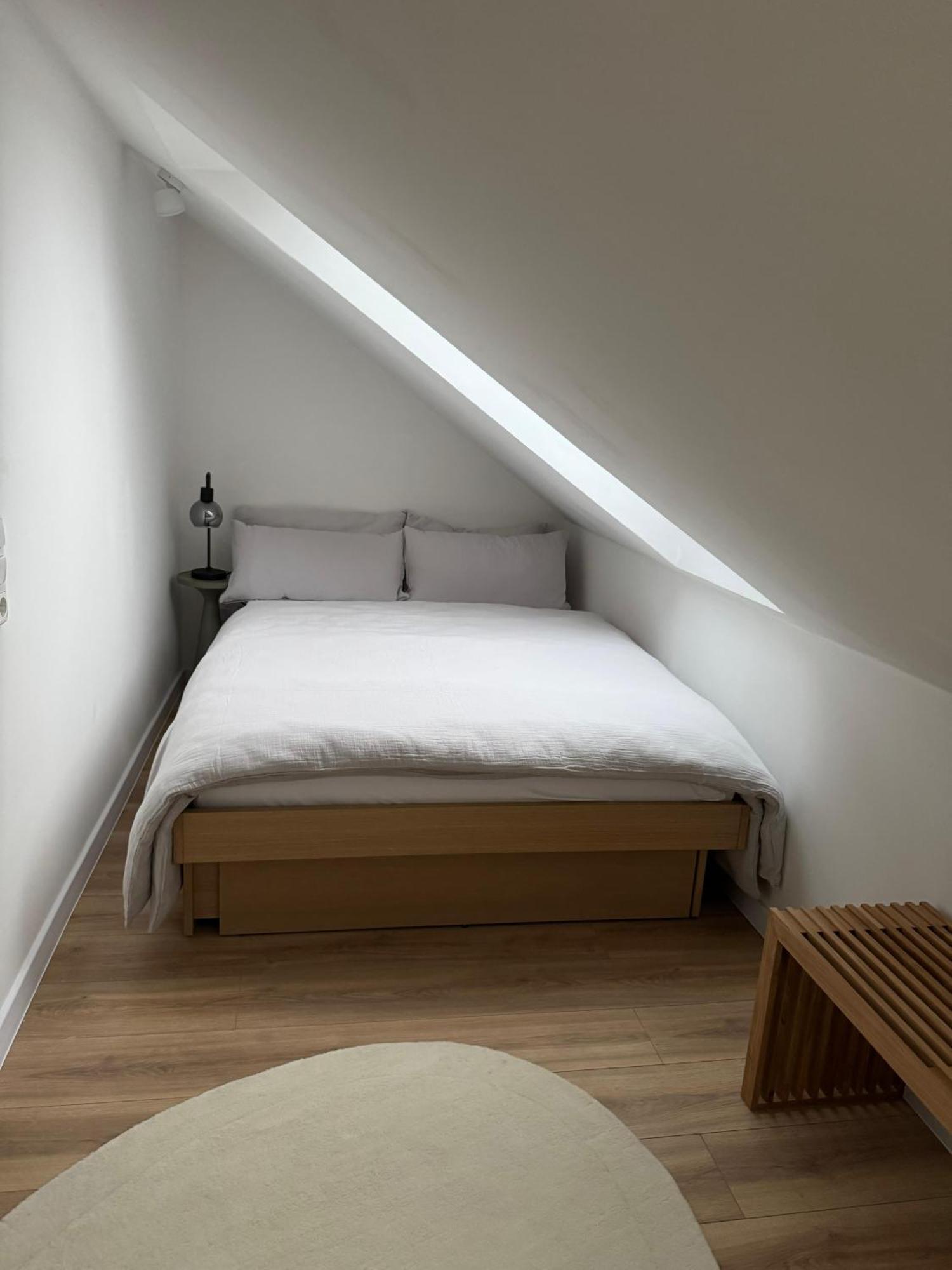 Apartnaest - Vollausgestattete I Kostenlos Parken I Flexibler Check-in I 1 Bis 4 I 1 Bis 10 Personen