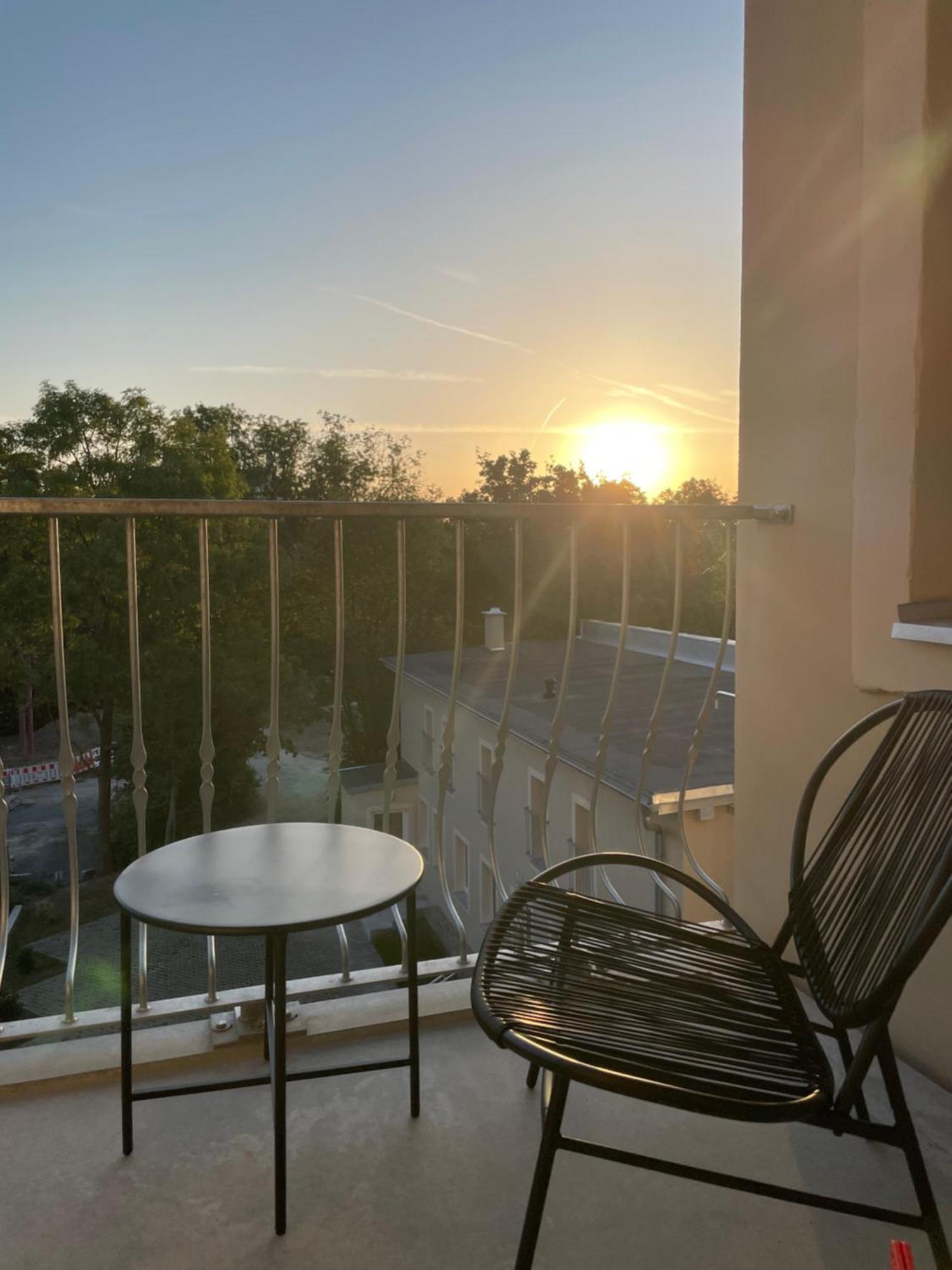 Apartnaest - Vollausgestattete I Kostenlos Parken I Flexibler Check-in I 1 Bis 4 I 1 Bis 10 Personen *