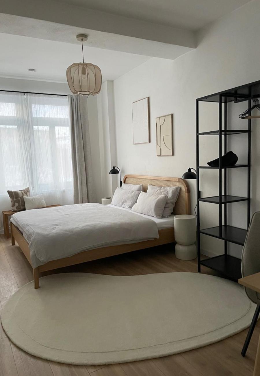 Apartnaest - Vollausgestattete I Kostenlos Parken I Flexibler Check-in I 1 Bis 4 I 1 Bis 10 Personen Apartment *