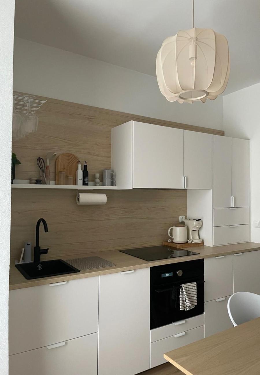 Apartment Apartnaest - Vollausgestattete I Kostenlos Parken I Flexibler Check-in I 1 Bis 4 I 1 Bis 10 Personen *